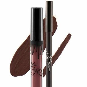 Kylie Cosmetics Makeup - Kylie Jenner Matte Lip Kit LOVE BITE Kylie Cosmetics Makeup - Kylie Jenner Matte Lip Kit LOVE BITE